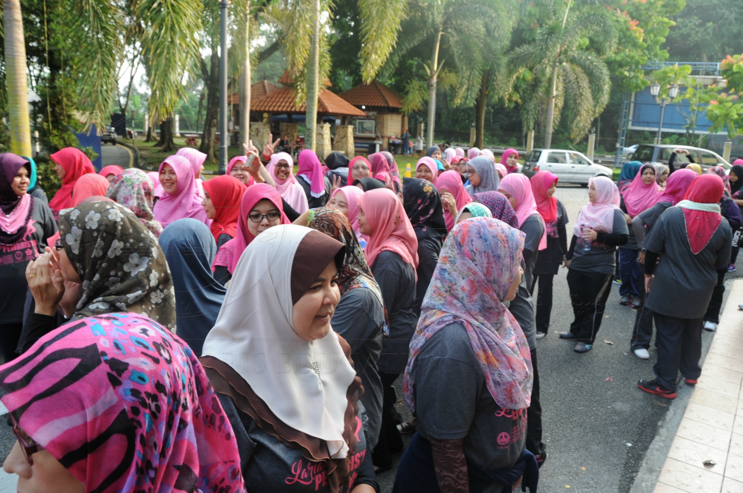 PRO 16 69 Karnival Pewaris 2016   UPSIHAS 8195